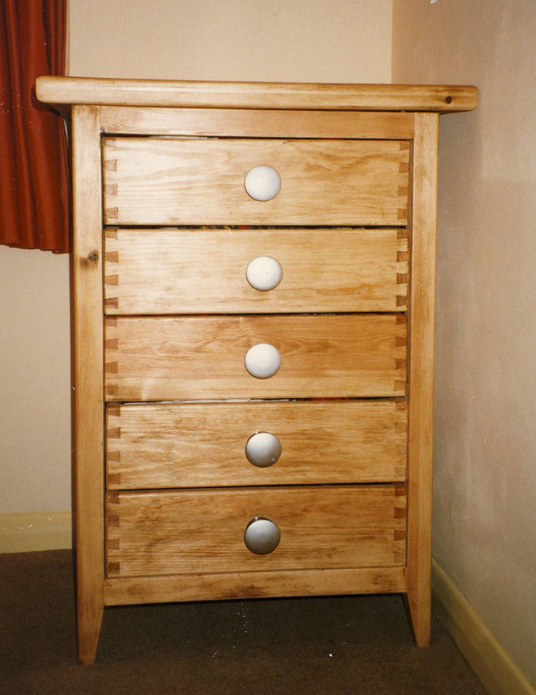 Finger joint drawers